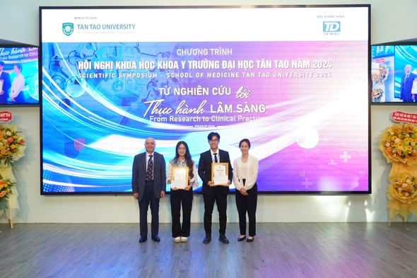 Giải nhất - Phiên Công nghệ và Ứng dụng trong Y học tại Hội nghị Khoa học Khoa Y năm 2024